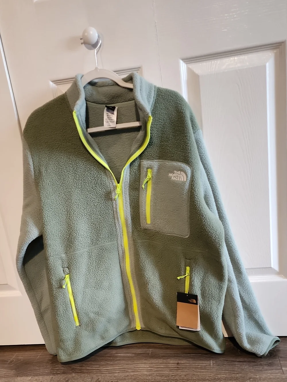 North Face Mens Yumiori Fleece in Bar Mist And Slate With  Yellow/Green Zippers
